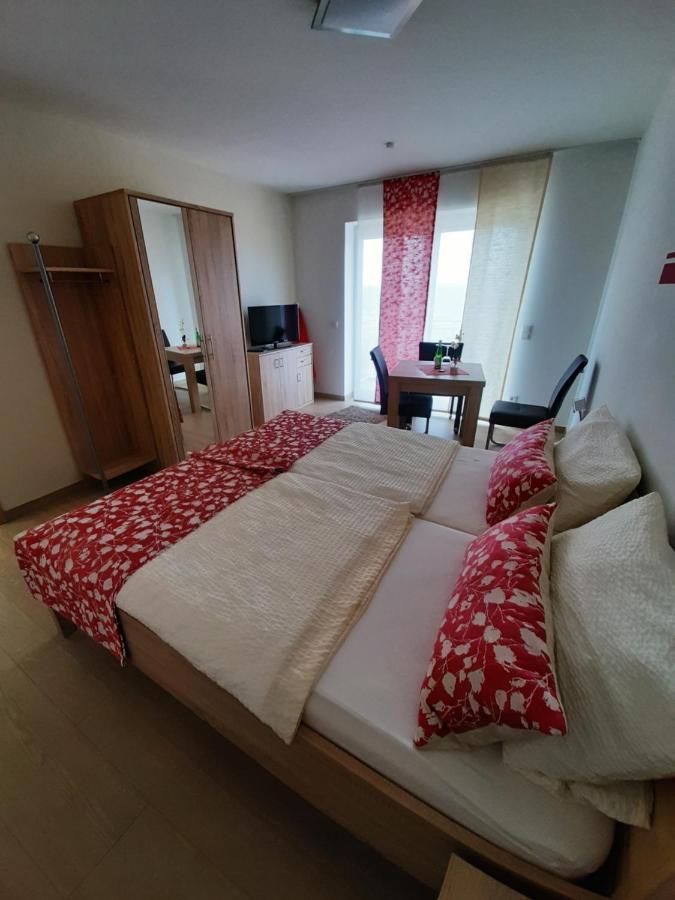 Casa La Vino Lägenhet Leiwen Exteriör bild